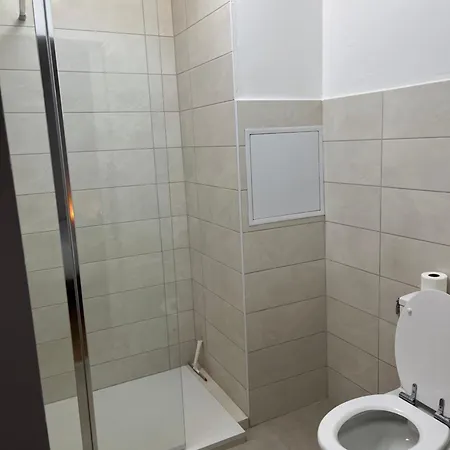 Appartement 2 Pieces Proche De Cannes *