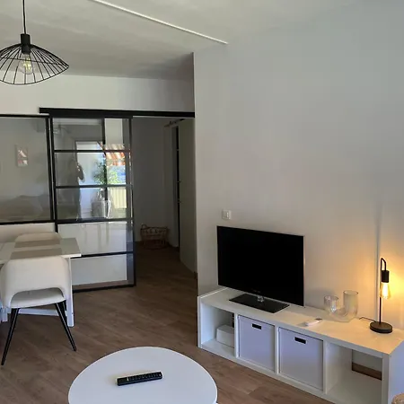 Appartement 2 Pieces Proche De Cannes *